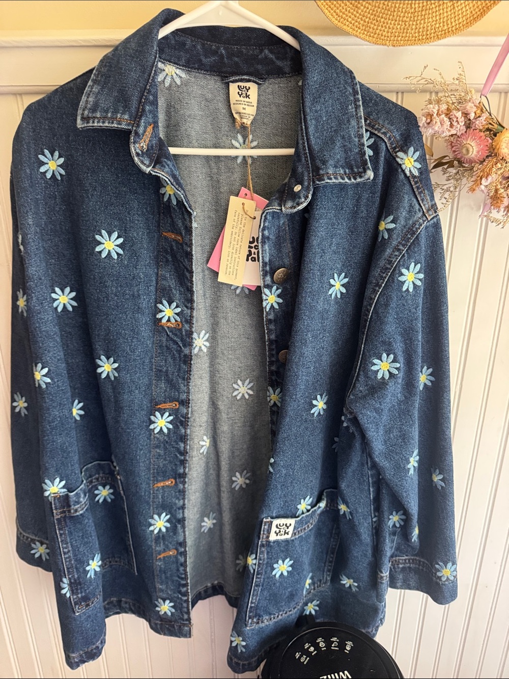 Lucy & Yak Dark Blue Denim Jacket with Light Blue Daisy embroidery - Picture 4 of 5